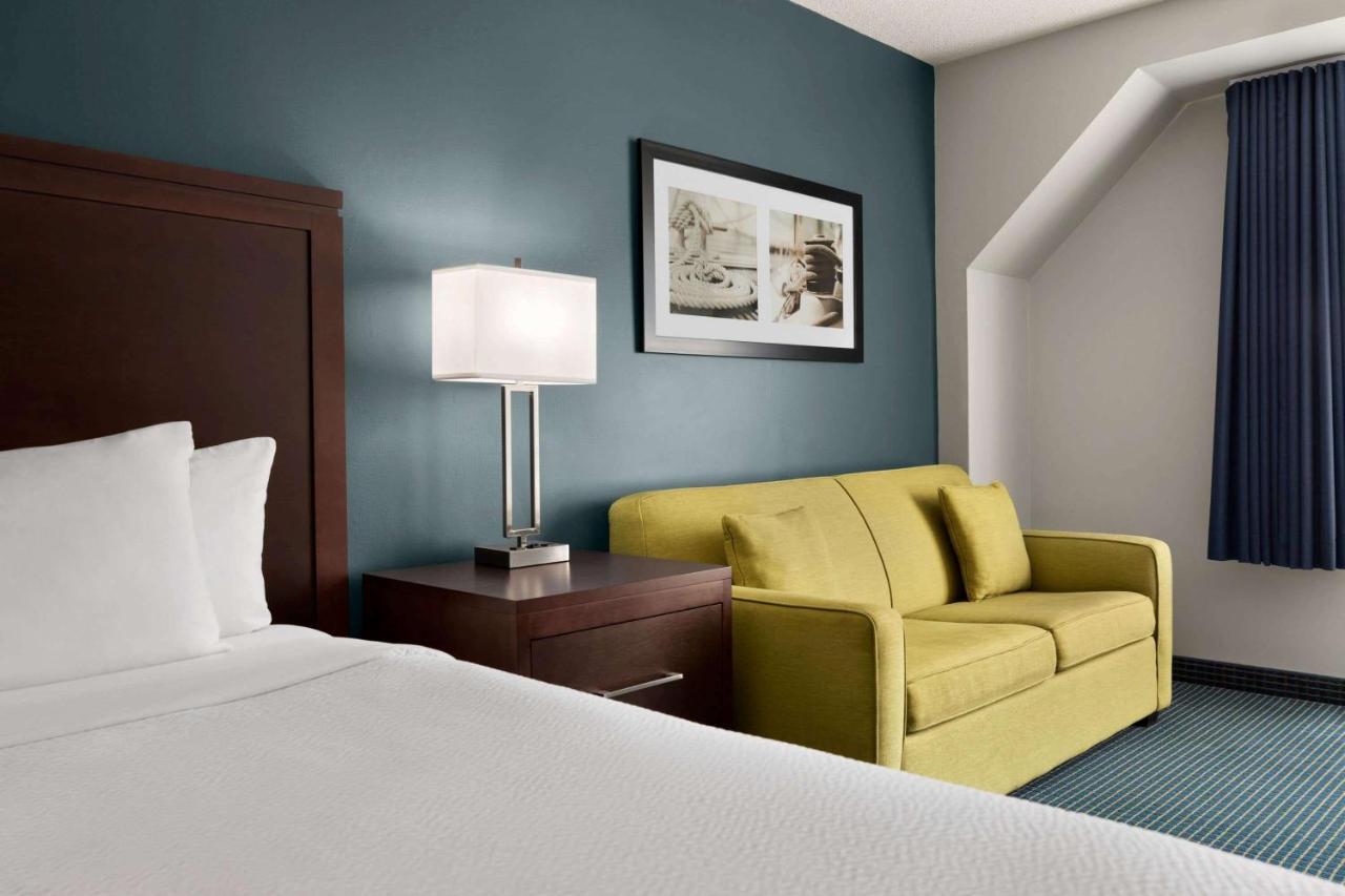 Days Inn By Wyndham Sarnia Harbourfront Eksteriør bilde